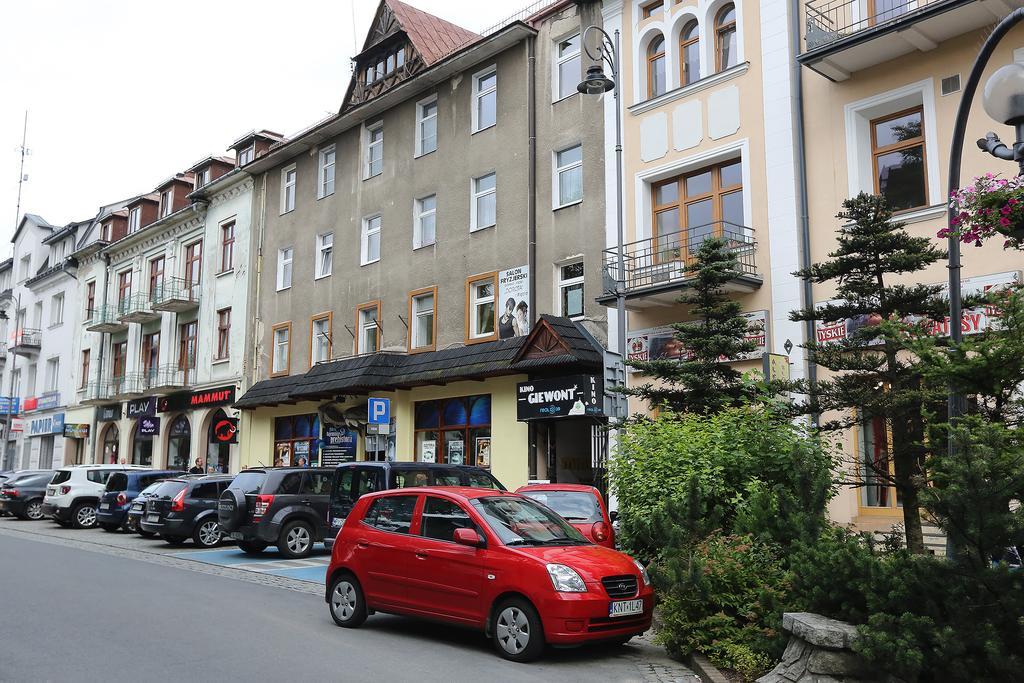 Appartamento Apartament Giewont Krupowki Zakopane Esterno foto